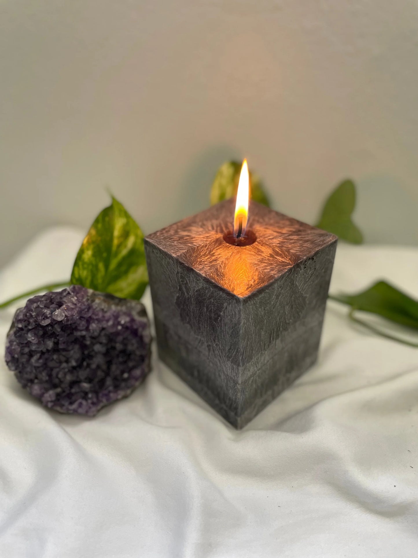 Grounding Pillar Candle 444.ALK